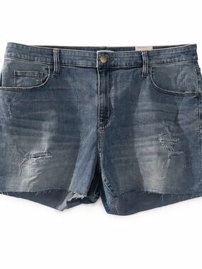 NWT Universal thread plus womens super stretch high rise midi shorts